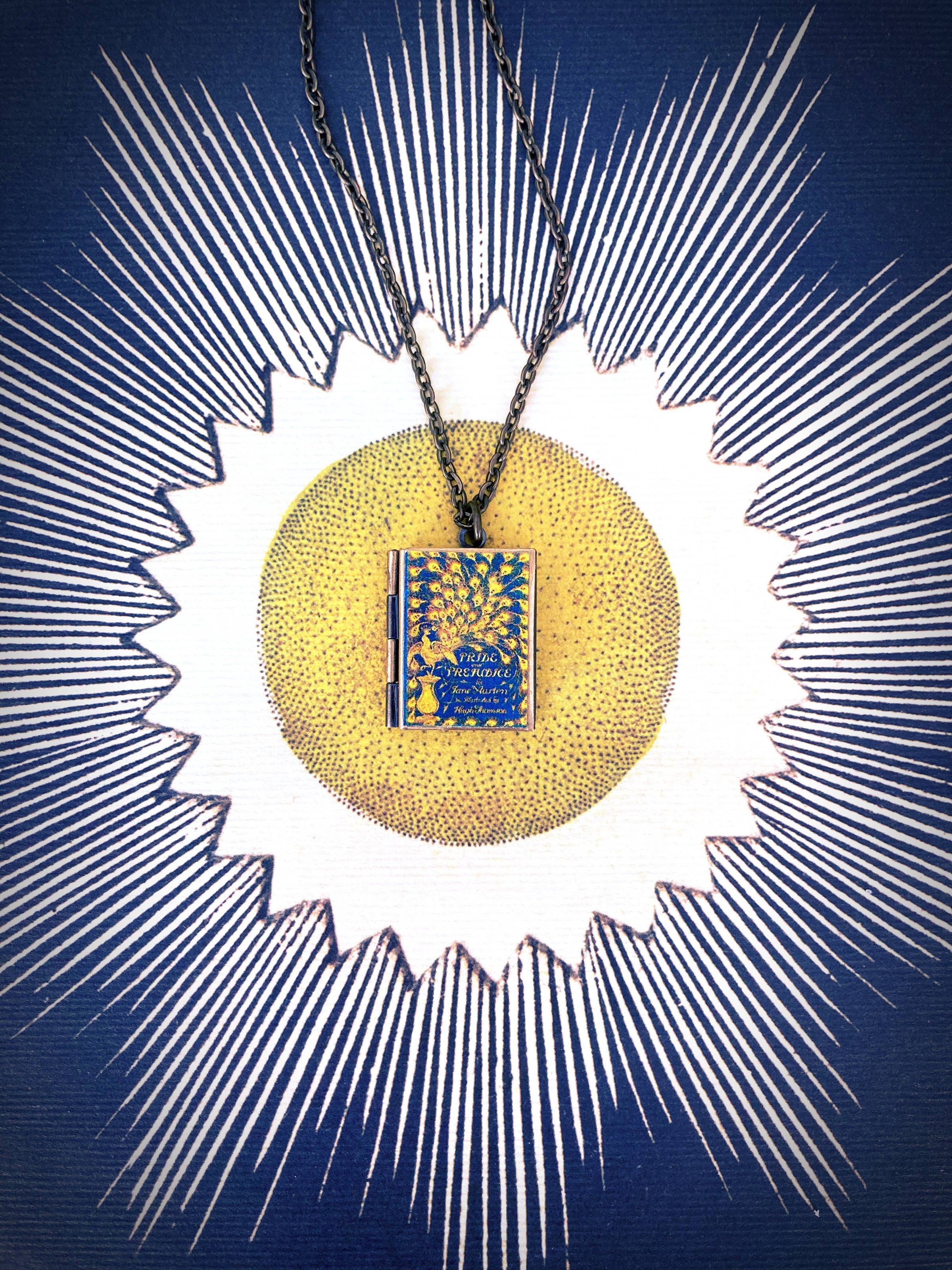 Book Locket Pride and Prejudice - Vintage Peacock: Bronze